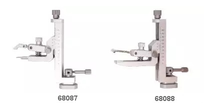 Pièce de maintien de gueule pour cadre stéréotaxique portable mixte